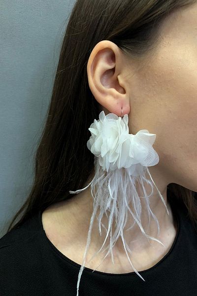 Hayalperest boncuk Feathered Flower Earrings