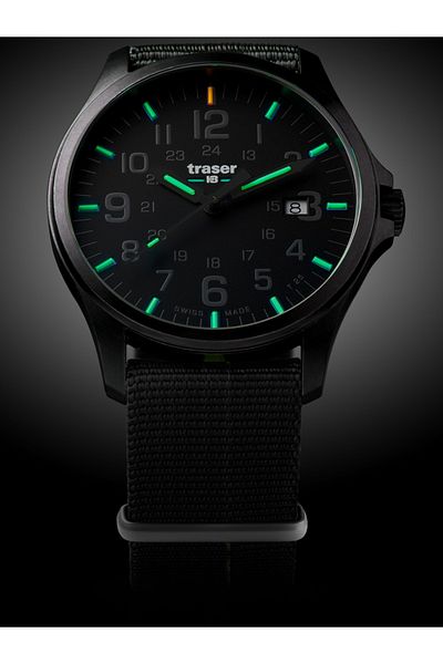 Traser H3 Ανδρικό ρολόι Traser H3 107422, Quartz, 42mm, 10ATM
