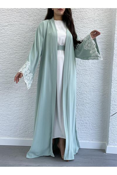 MELEK ARAZ مينت إليف عباية