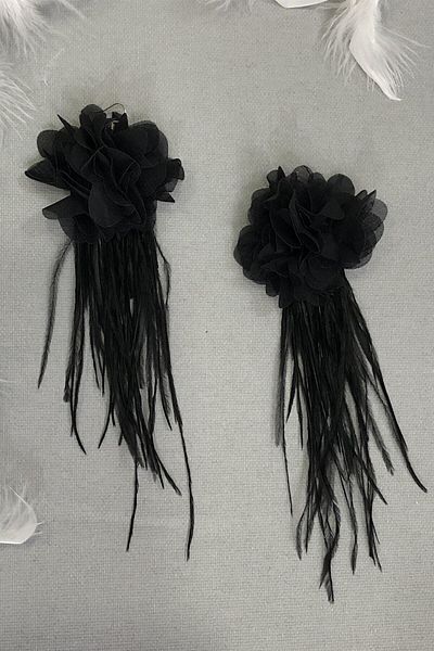 Hayalperest boncuk Black Floral Feather Earrings