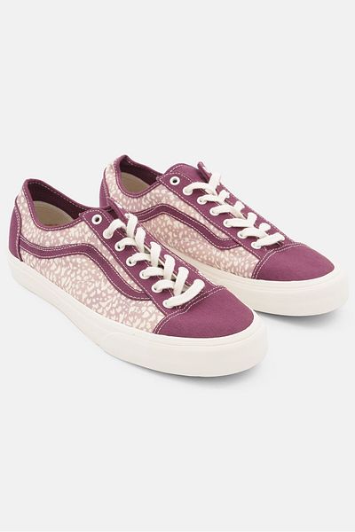 Vans Men Lace Up Closed Toe Casual Shoes, Purple Combo