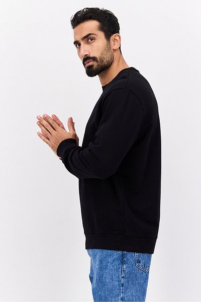 Hugo Boss Men Crew Neck Brand Logo Long Sleeves Sweatshirt, Black