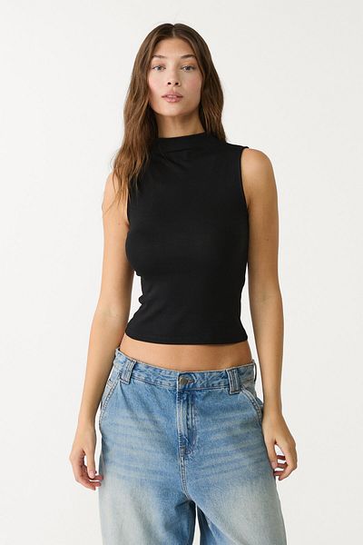 Stradivarius Sleeveless funnel neck T-shirt