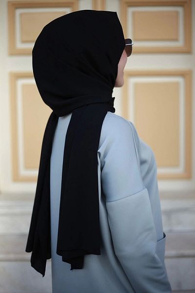 Mode Scarf Μαύρο σάλι Hijab Medina Silk