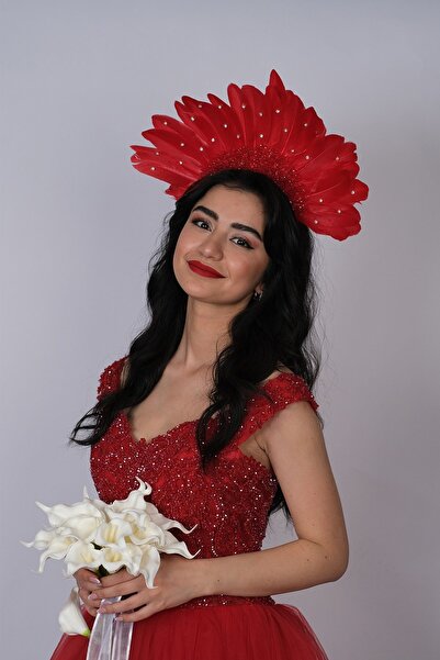 Limelia Coroana de henna pentru mireasa cu design special, cu pene de vultur rosu si pietre