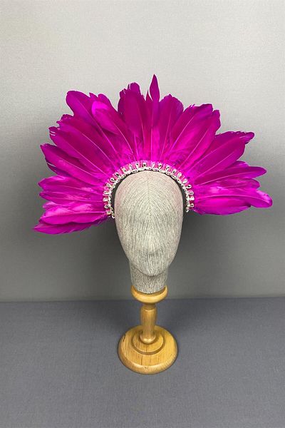 Hayalperest boncuk Fuchsia Bridal Henna Crown - Dali Feather and Stone Detailed Accessory