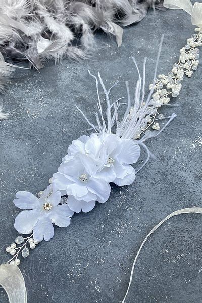 Hayalperest boncuk Accesoriu de păr cu flori cu pene Lendey cu design special