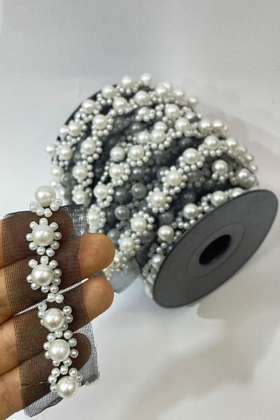Hayalperest boncuk Pearl and Sand Bead Embroidered Ribbon with Black Background 1 Mt