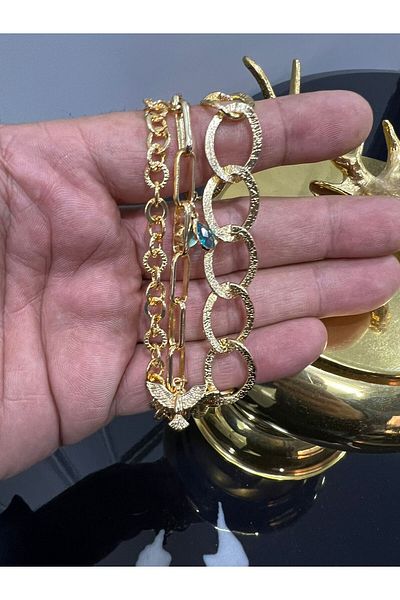 Store Three Chain Design Bracelet with Emerald Phoenix and Blue Stone