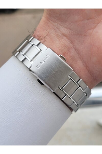 Casio Silver Color Men's Wristwatch