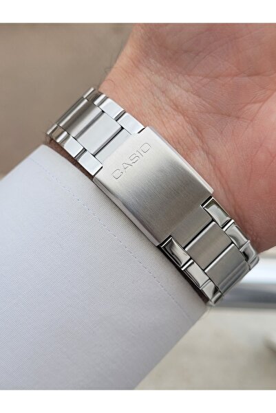 Casio Silver Color Men's Wristwatch