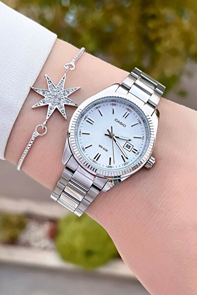 Casio Gümüş Renk Kadın Kol Saat