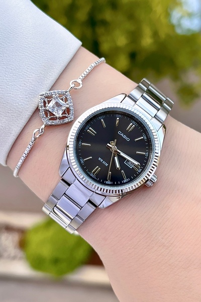 Casio Silver Color 5 Atm Women's Wristwatch