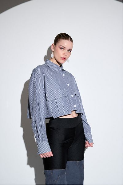 HANIQA Cămașă crop cu dungi, albastru-marin, cu buzunar mare - 44-50 |   4030