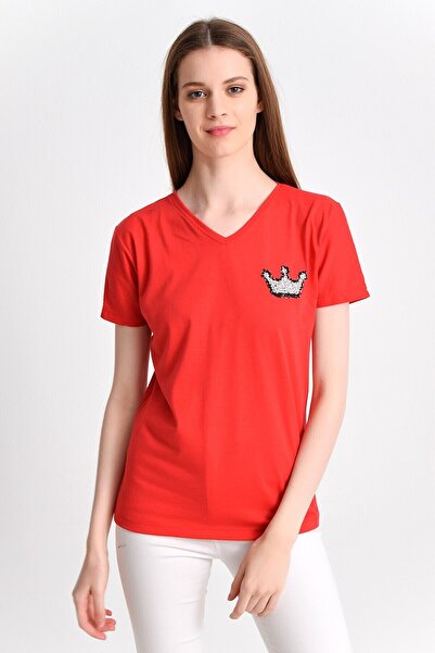 Cotton Mood 9282822 Single Jersey Short Sleeve V-Neck Blouse with Crown Stones on the Chest Red