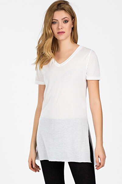 Cotton Mood 9041038 V-Neck Side Slit Short Sleeve T-Shirt Ecru