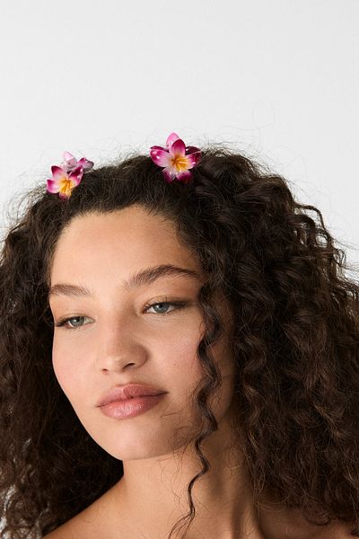 Stradivarius Pack of 3 floral hair clips
