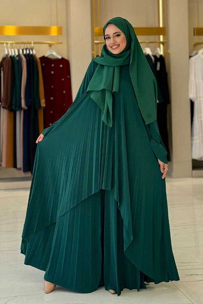 Bym Fashion Σμαραγδένιο μακρύ χιτώνα και παντελόνι δύο τεμαχίων - Πλισέ λεπτομέρεια 8575