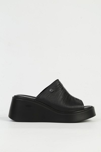 Pierre Cardin Γυναικείες παντόφλες από γνήσιο δέρμα μαύρες PC-54610