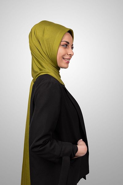 Şalcenneti.com Γυναικείο Hijab Πρακτικό χτενισμένο βαμβακερό σάλι με σφουγγάρι στο μπροστινό μέρος έτοιμο φουλάρι σε χρώμα φιστίκι