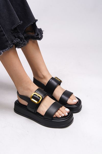 Riccon Sandale Yiendrae Black pentru femei - Cataramă și piele 0012785