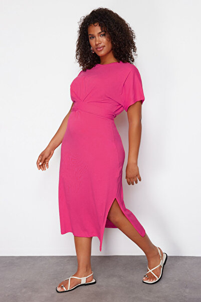 Trendyol Curve Różowa długa/długa dzianinowa sukienka - 100% bawełny z prostym krojem, wiązaniem i rozcięciem Duży rozmiar Tbbss22El1640