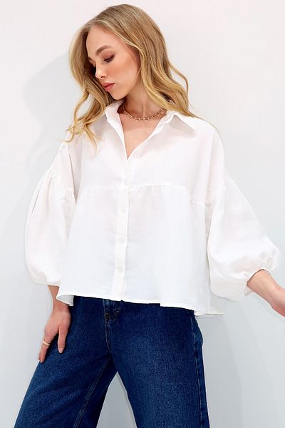 Trend Alaçatı Stili Weißes Leinenhemd mit Ballonärmeln und elastischem Saum für Damen ALC-X13507
