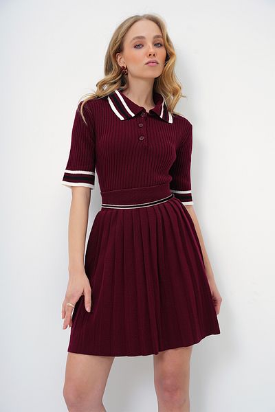 Trend Alaçatı Stili Women's Knitwear Sweater Set with Burgundy Polo Neck and Mini Skirt - Alc-X13523