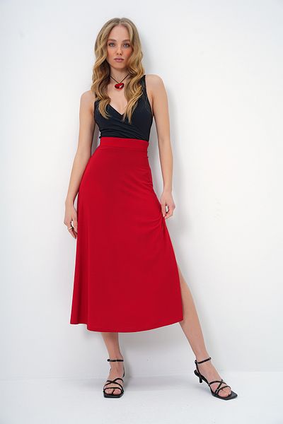 Trend Alaçatı Stili Roter Damenrock aus sandfarbenem Stoff mit elastischem Bund und tiefem Schlitz ALC-X13464