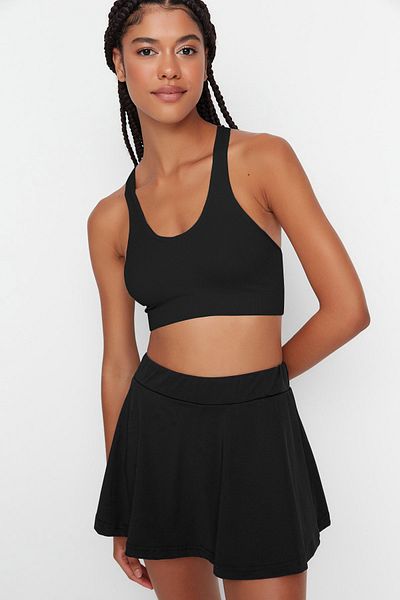 Trendyol Collection Schwarzer 2-lagiger Tennis-Strick-Sportshortsrock mit Shorts innen TWOSS22SR00067