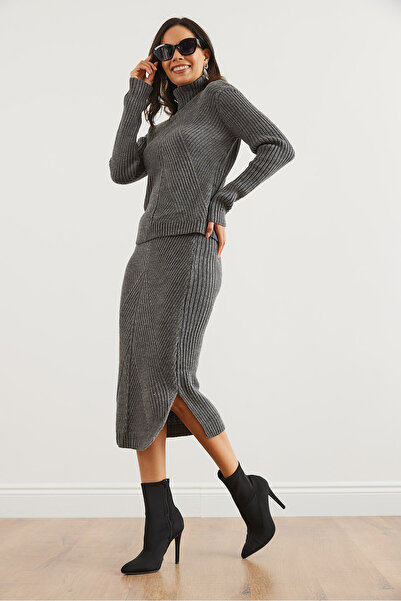 Olalook Kadın Antrasit Geometrik Dokulu Etekli Triko Takım TKM-19000325