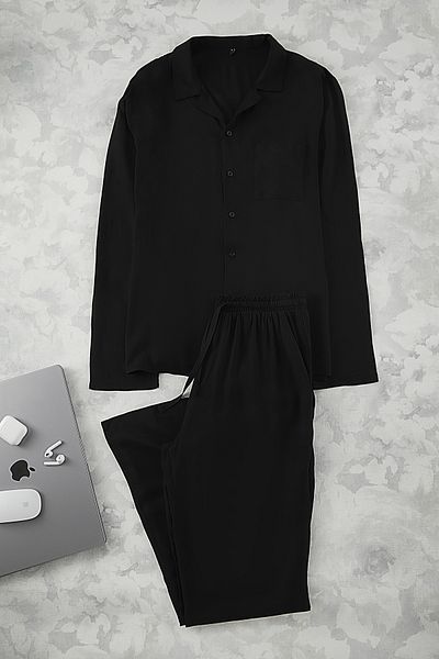 Trendyol Collection Schwarzes, mehr haltbares, dünn gewebtes Pyjama-Set TMNAW25PT00056
