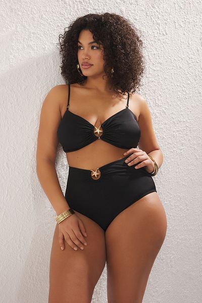 Trendyol Curve Schwarzes Stern-Accessoire-Bikinioberteil mit detaillierten Trägern in Übergröße TBBSS25CT00003