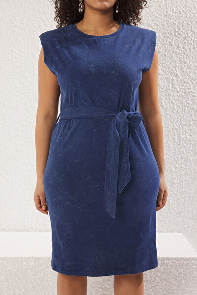 Trendyol Curve Indigo Wash Πλεκτό Φόρεμα μεγάλου μεγέθους TBBSS25AH00008