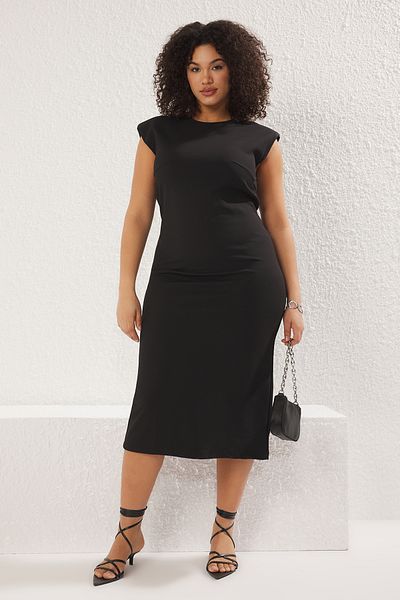 Trendyol Curve Black Crew Neck Crepe Knitted Plus Size Dress Tbbss25Ah00010
