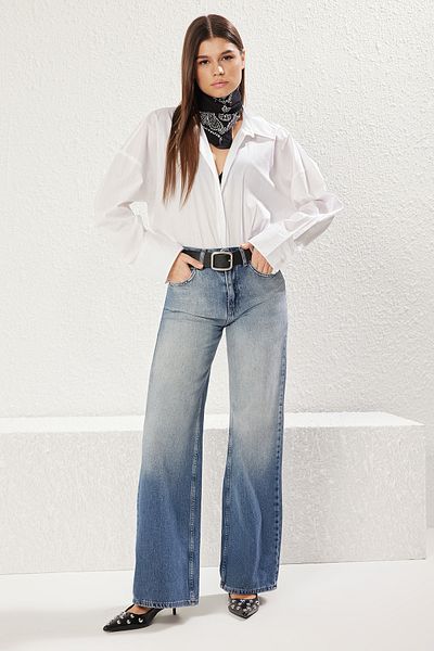 Trendyol Collection Blugi albaștri cu picioare largi - talie normală TWOSS25JE00071