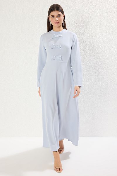Trendyol Modest Světle modré nepodšité hladké tkané šaty Finike Hidžáb Tctss25Eb00021