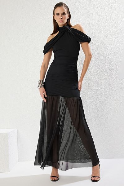 Trendyol Collection Tüll gestricktes schwarzes Abendkleid – gefüttert, elegant TPRSS25AE00028
