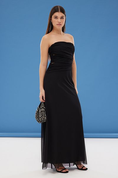 Trendyol Collection Μαύρο κασκόλ με λεπτομέρεια από τούλι πλεκτό μακρύ βραδινό φόρεμα TPRSS25AE00026