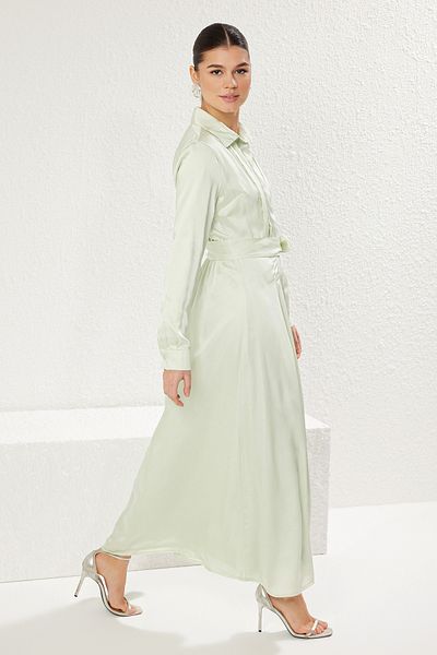 Trendyol Modest Mintfarbenes, ungefüttertes, gerades, gewebtes Satin-Hijab-Kleid TCTSS25EB00017