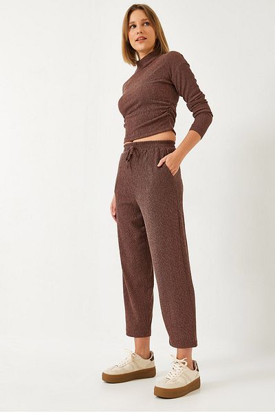 Bianco Lucci Women's Crop Blouse and Elastic Waist Pants Bottom Top Suit 60261363