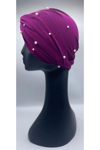 Differenza Boneta învelită cu perle de prune fucsia