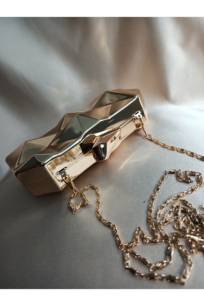 Gül Karatekin Women's Light Silver Metal Clutch Hand Portfolio Bag