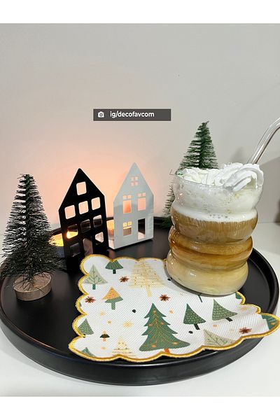 DECO Elegant Pine Trees Christmas Themed Embroidery Edge Cocktail Napkin 1 Piece