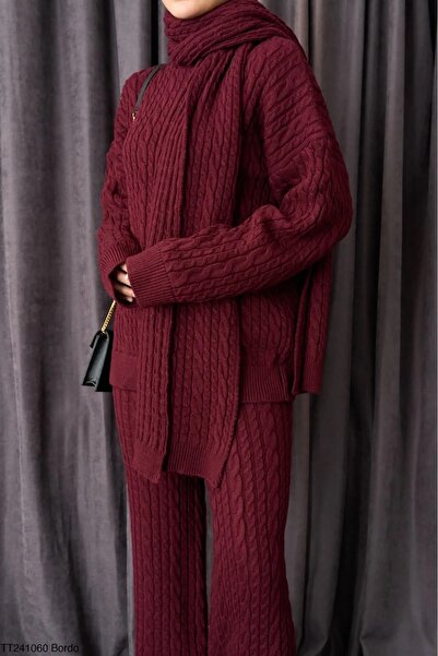 BELLA FASHION Burgundy - 3-Piece Knitwear Set with Scarf-Sweater-Pants and Hair Knitting Model
