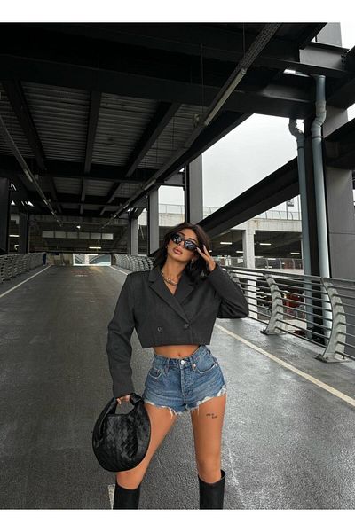 Friday Mood Γυναικείο σακάκι με διπλό στήθος Crop Blazer