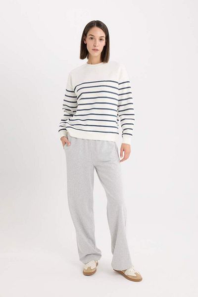 DeFacto Flexible Taillen-Jogginghose mit gerader Passform und Taschen E6350ax