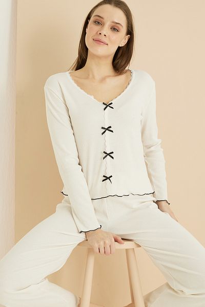 Siyah İnci Ecru Lace Bow Ribbed Camisole Knitted Pajama Suit 7816