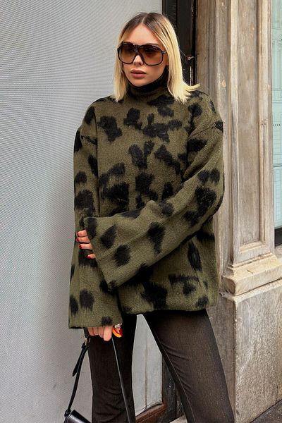 Swist Khaki Stand Collar Leopard Pattern Women's Bearded Knitwear Sweater