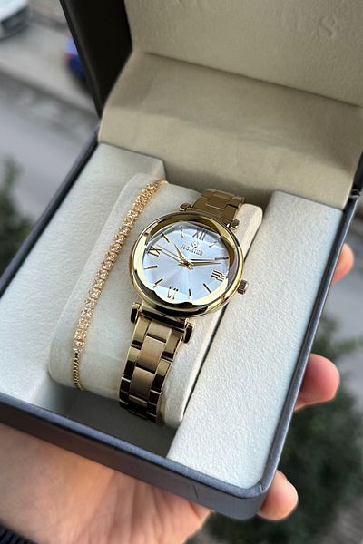 Homies Women's Wrist Watch Crystal Glass Gift Box and Bracelet with Gift Hm 2345678877
